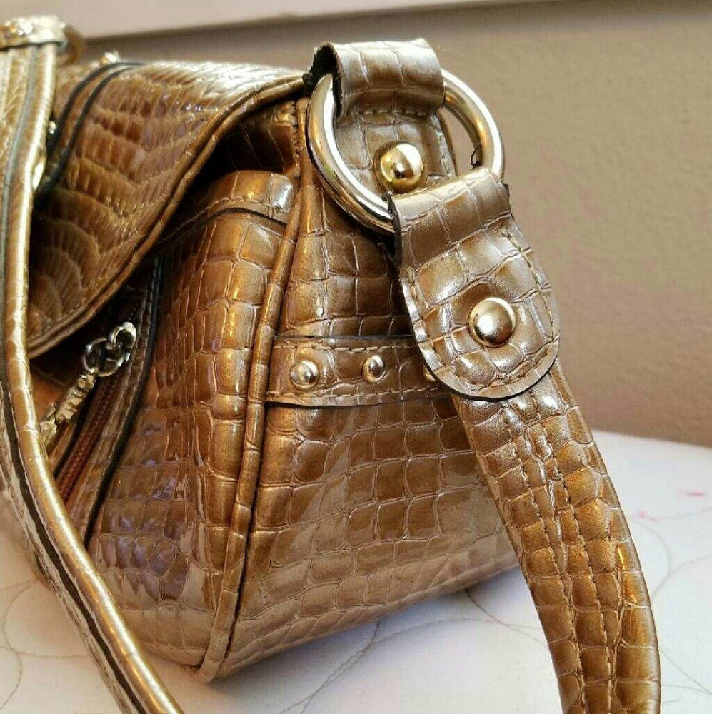 Handbag - Picture 2 of 4